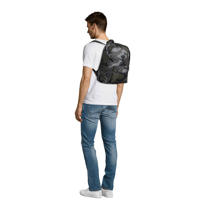 Camo M